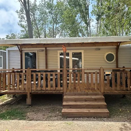 Mobil Parc Des 7 Fonts Les Cigales 4 Pers Campsite